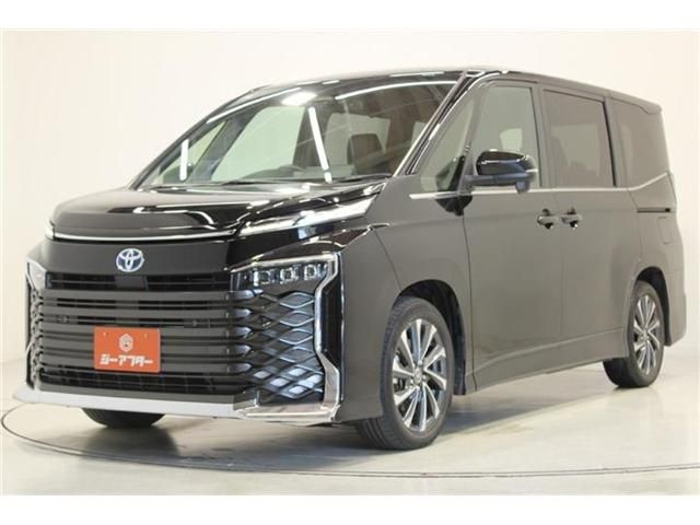 VOXY HYBRID