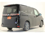 VOXY HYBRID