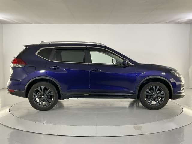 X-TRAIL 2WD