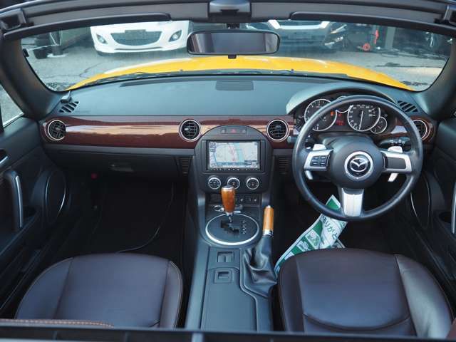 ROADSTER
