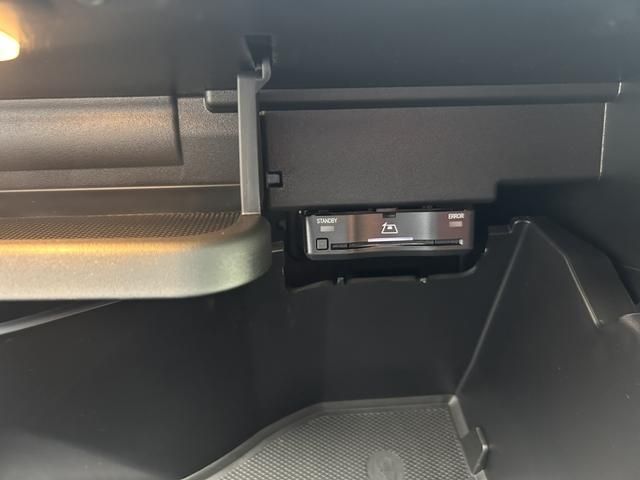 MERCEDES BENZ GLB