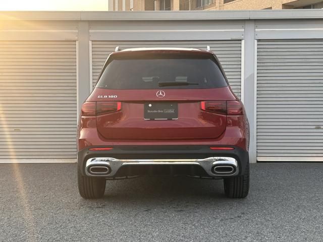 MERCEDES BENZ GLB