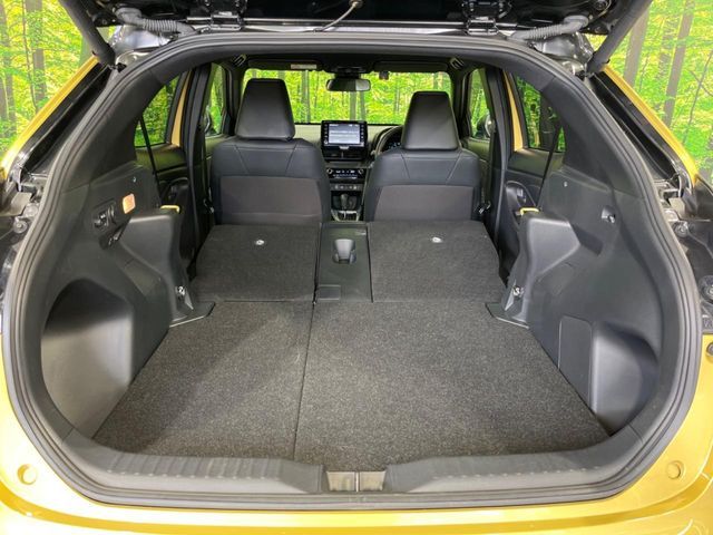 YARIS CROSS HYBRID