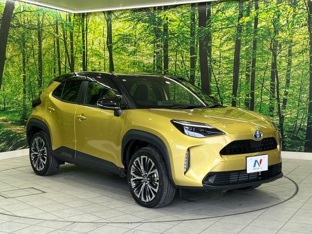 YARIS CROSS HYBRID