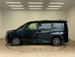 VOXY HYBRID