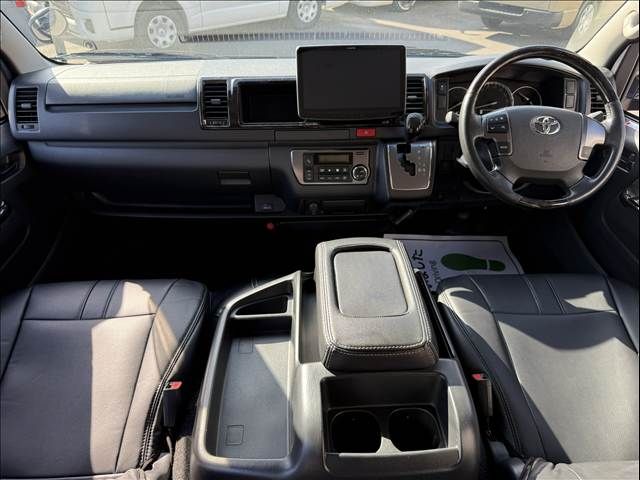 HIACE van 2WD