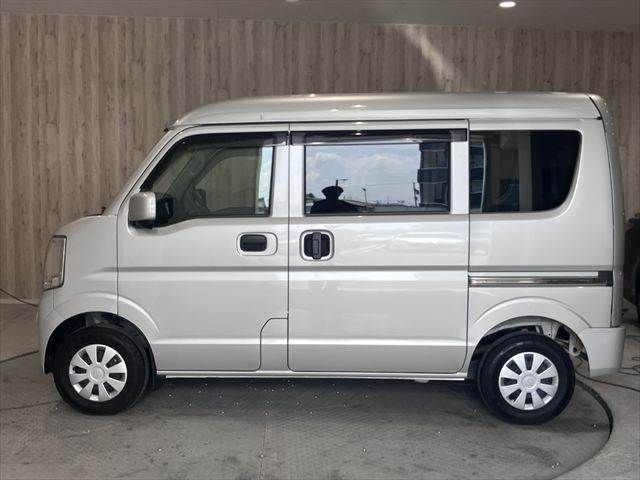 CLIPPER van