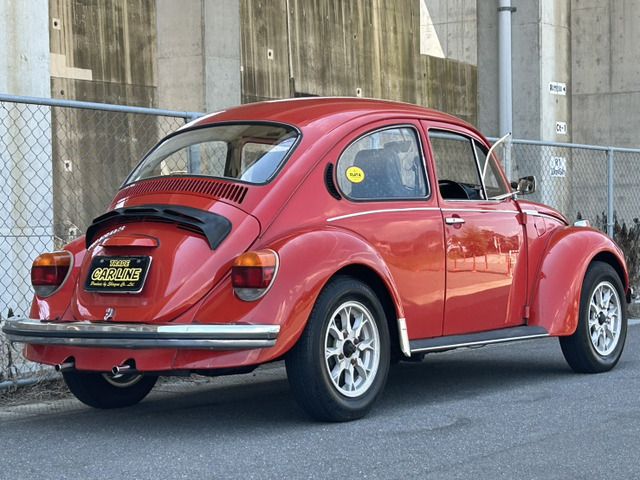 VOLKSWAGEN BEETLE