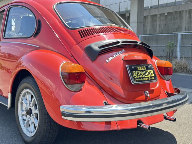 VOLKSWAGEN BEETLE