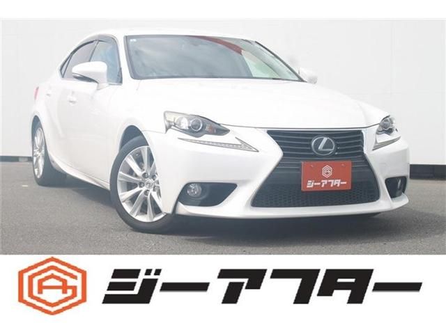 LEXUS IS300h