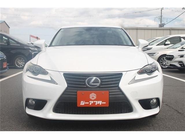 LEXUS IS300h