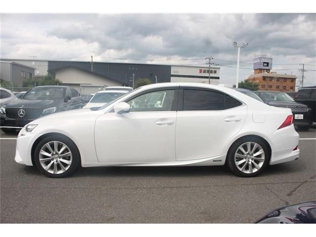 LEXUS IS300h