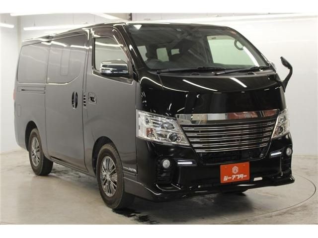 CARAVAN van 2WD