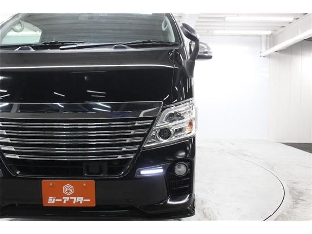 CARAVAN van 2WD