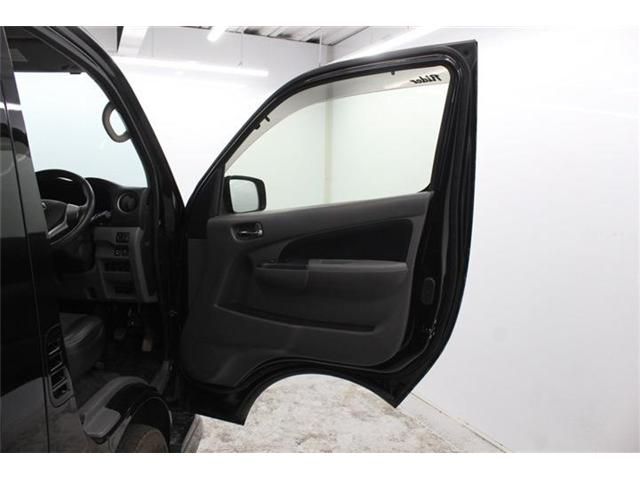CARAVAN van 2WD
