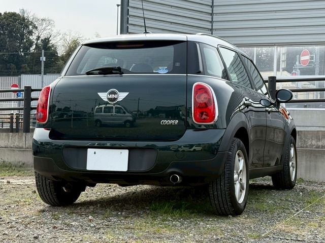 BMW MINI COOPER CROSSOVER