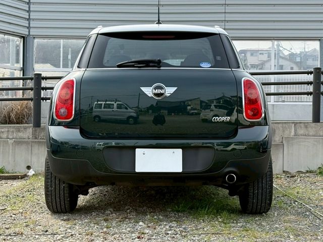 BMW MINI COOPER CROSSOVER