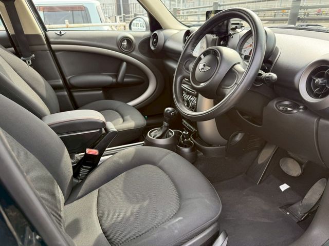 BMW MINI COOPER CROSSOVER
