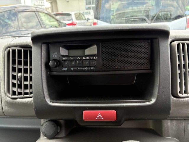 NV100 CLIPPER 4WD