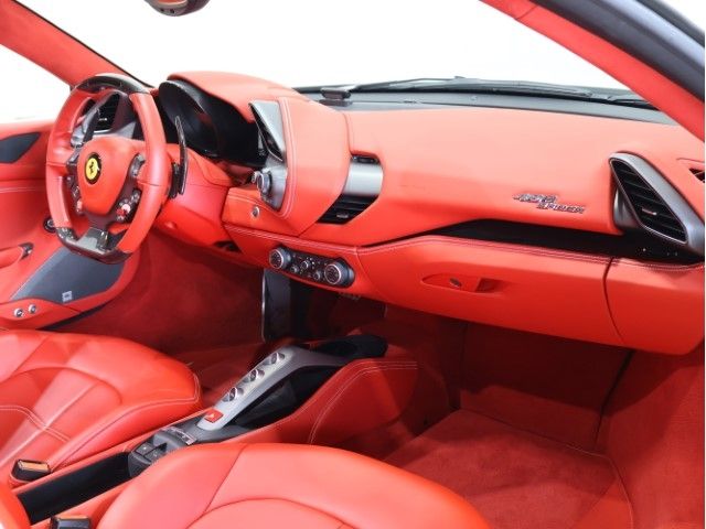 FERRARI 488SPIDER