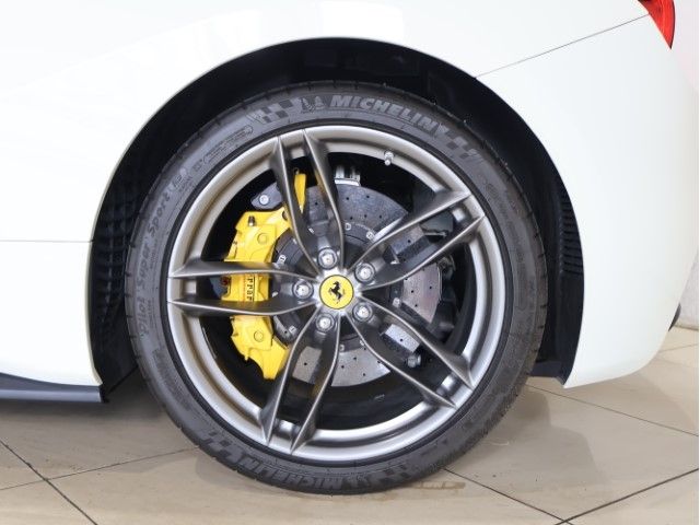 FERRARI 488SPIDER