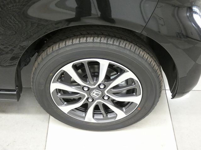 N BOX CUSTOM 4WD