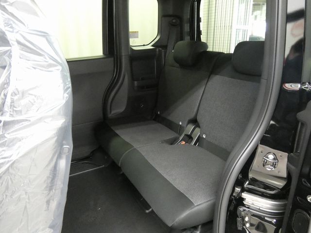N BOX CUSTOM 4WD