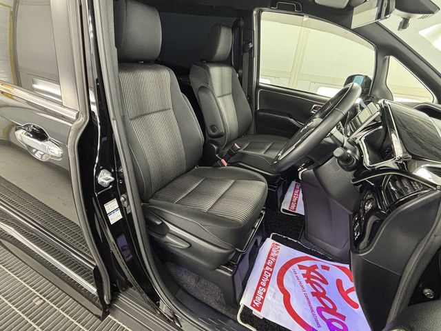 VOXY 4WD