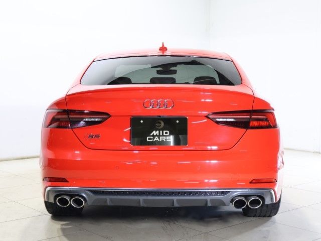 AUDI S5 SPORTBACK