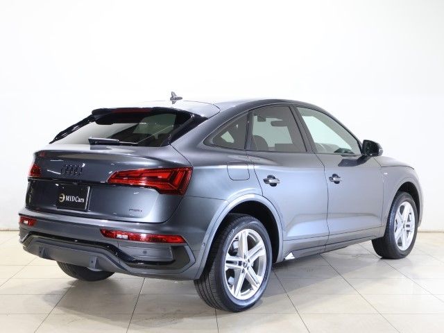 AUDI Q5 SPORTBACK