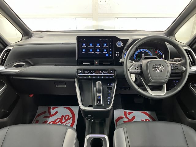 NOAH HYBRID 4WD