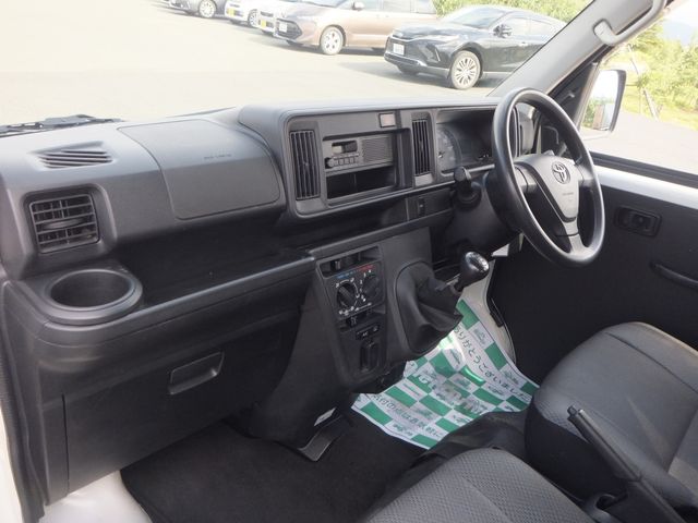 PIXIS van 4WD