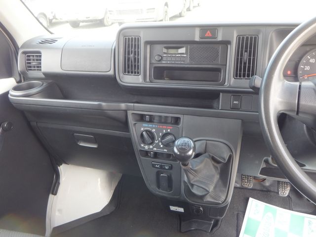 PIXIS van 4WD