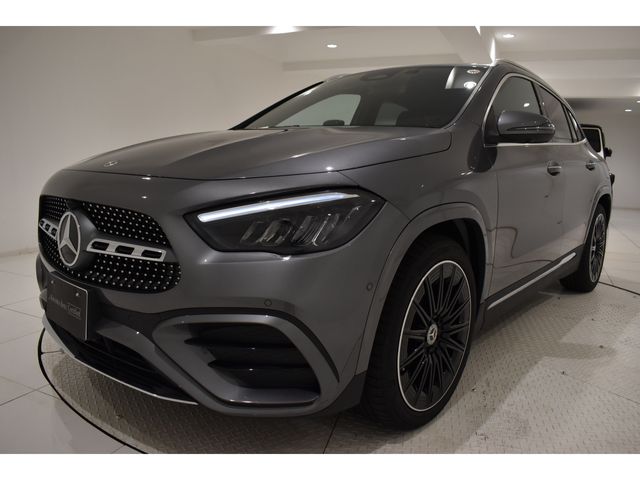 MERCEDES BENZ GLA class