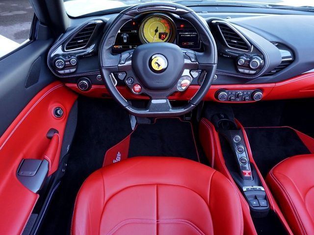 FERRARI 488SPIDER