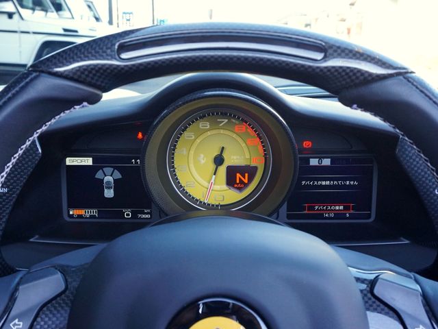 FERRARI 488SPIDER