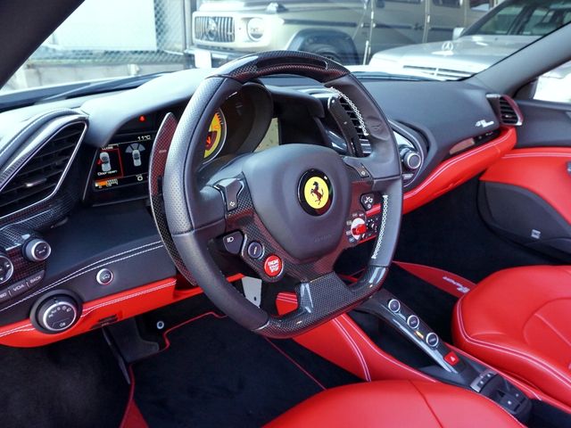 FERRARI 488SPIDER