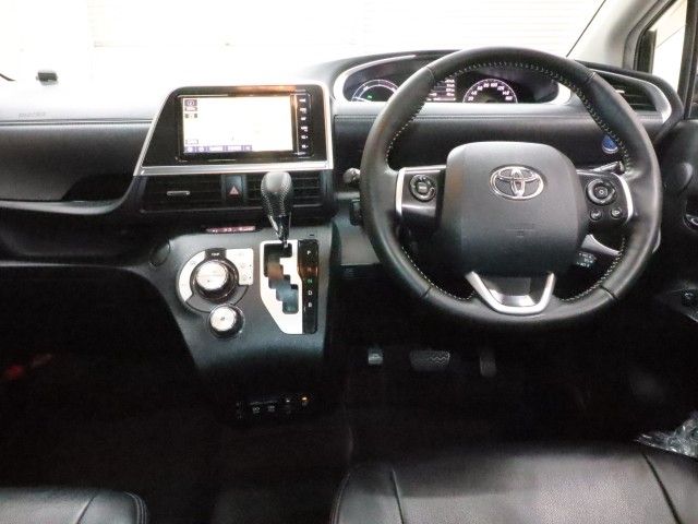SIENTA HYBRID