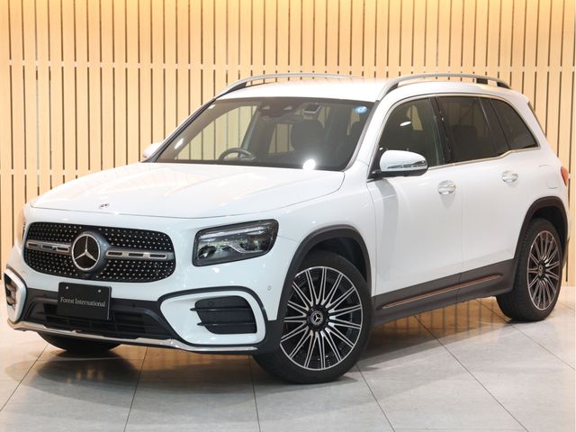 MERCEDES BENZ GLB