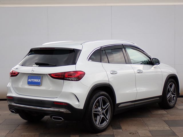 MERCEDES BENZ GLA class
