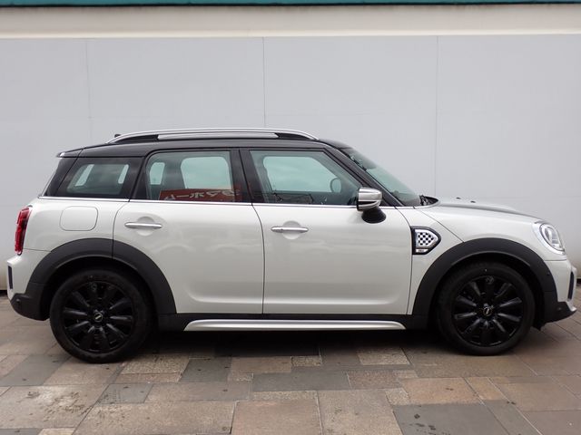 MINI COOPER D CROSSOVER