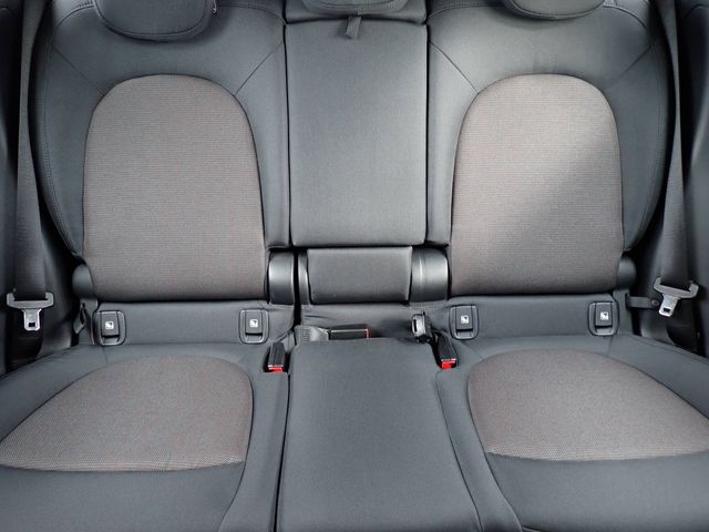 MINI COOPER D CROSSOVER