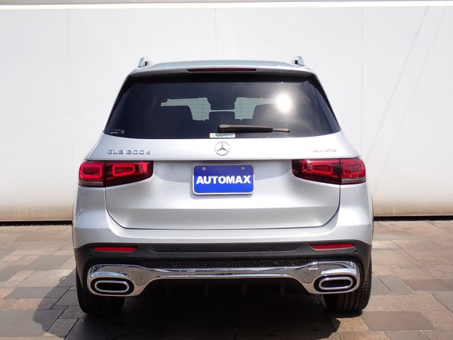 MERCEDES BENZ GLB