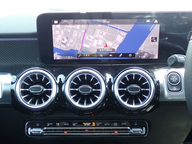 MERCEDES BENZ GLB