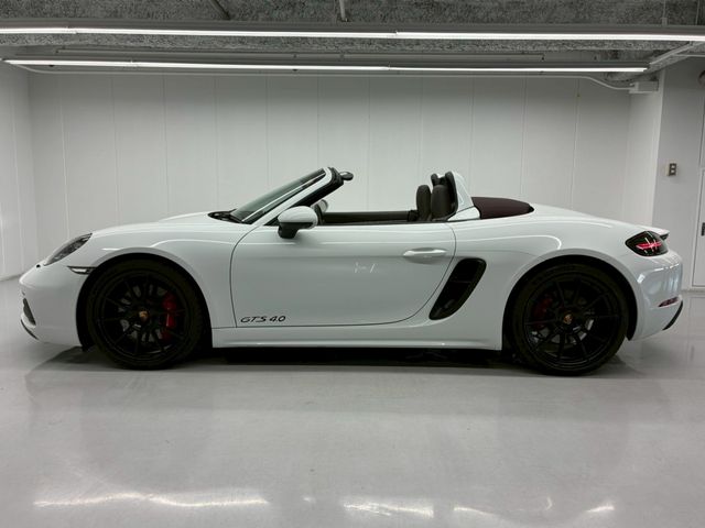 PORSCHE 718BOXSTER