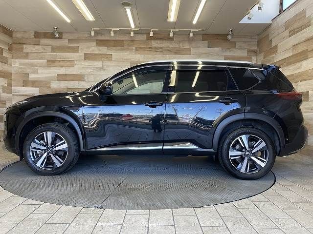 X-TRAIL HYBRID 4WD