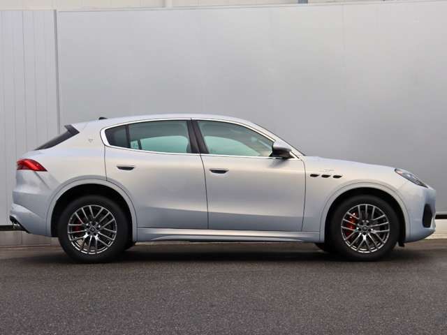 MASERATI Grecale