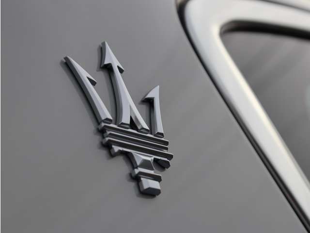 MASERATI Grecale