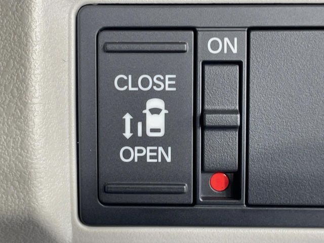 N BOX