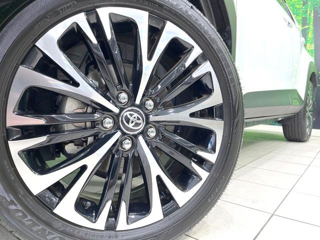 YARIS CROSS HYBRID